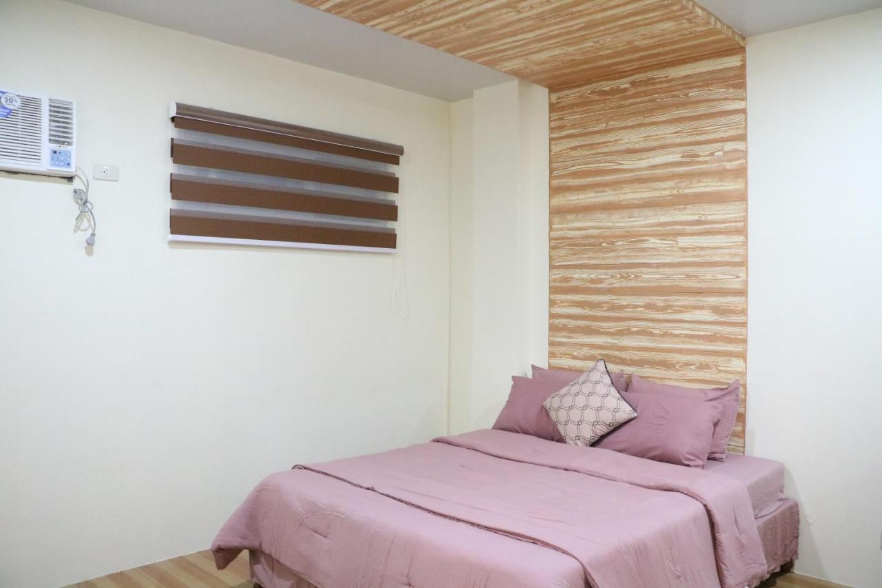 Anicia Guesthouse Rooms Paranaque City Esterno foto