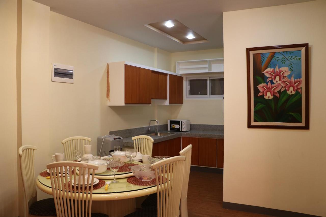 Anicia Guesthouse Rooms Paranaque City Esterno foto