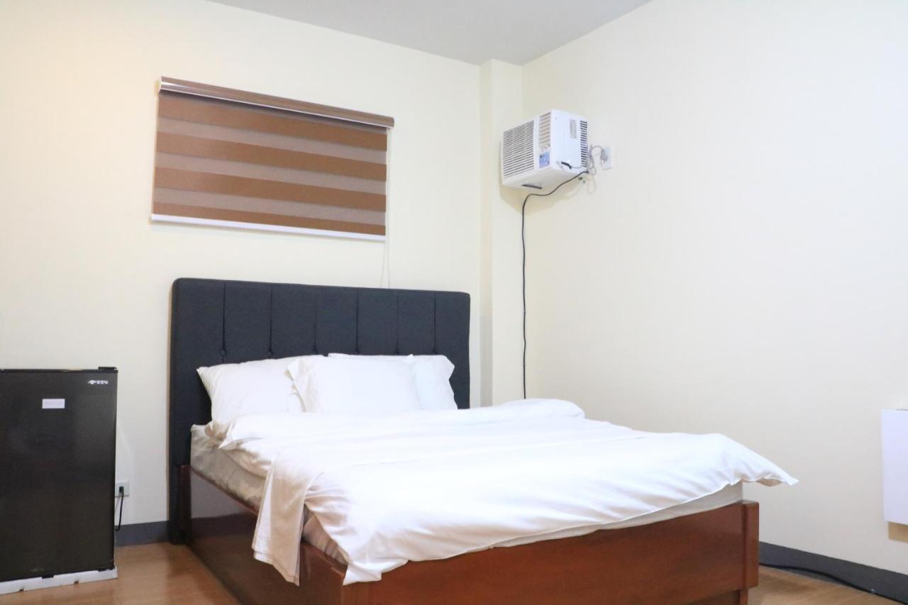 Anicia Guesthouse Rooms Paranaque City Esterno foto