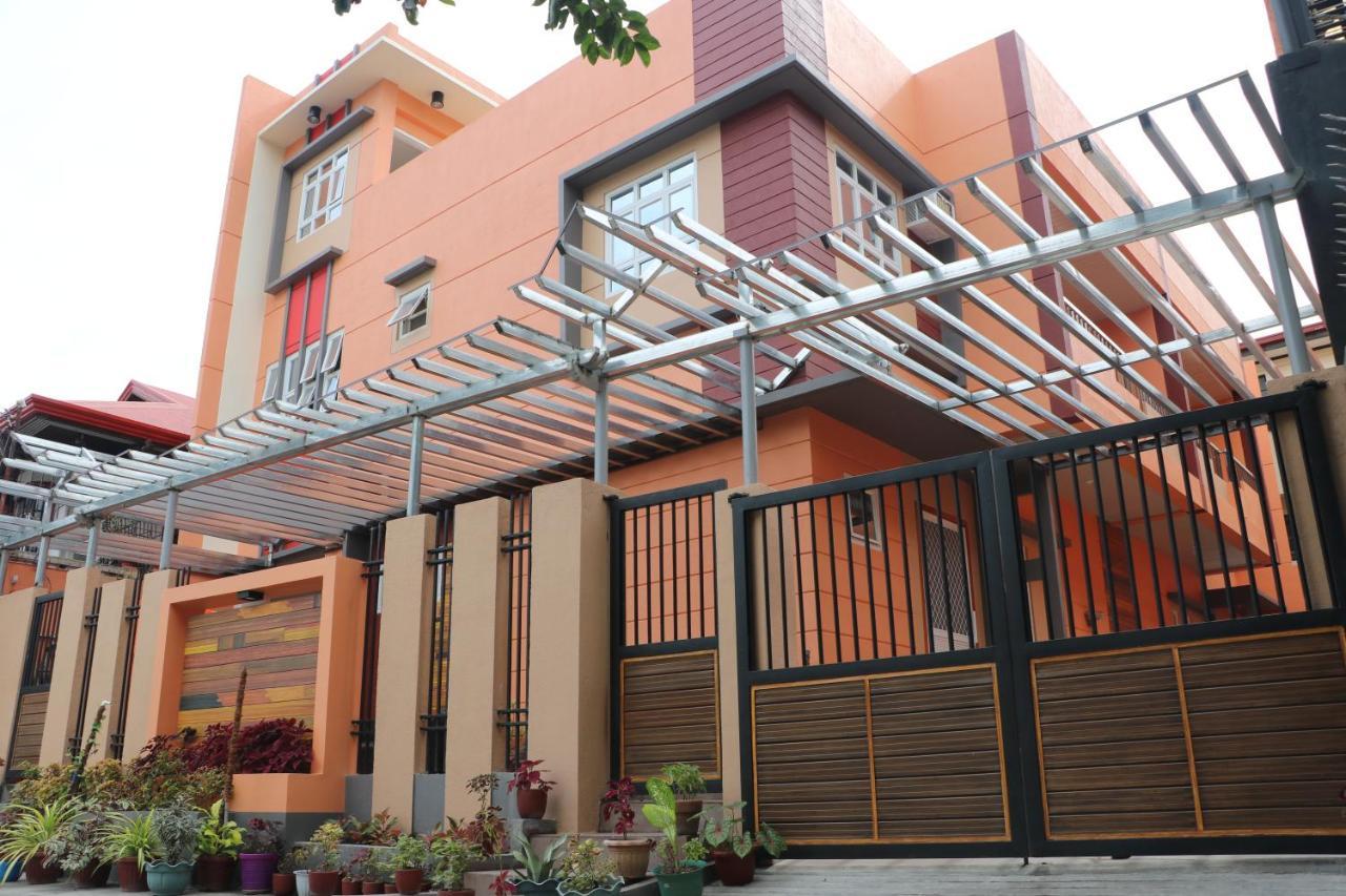 Anicia Guesthouse Rooms Paranaque City Esterno foto