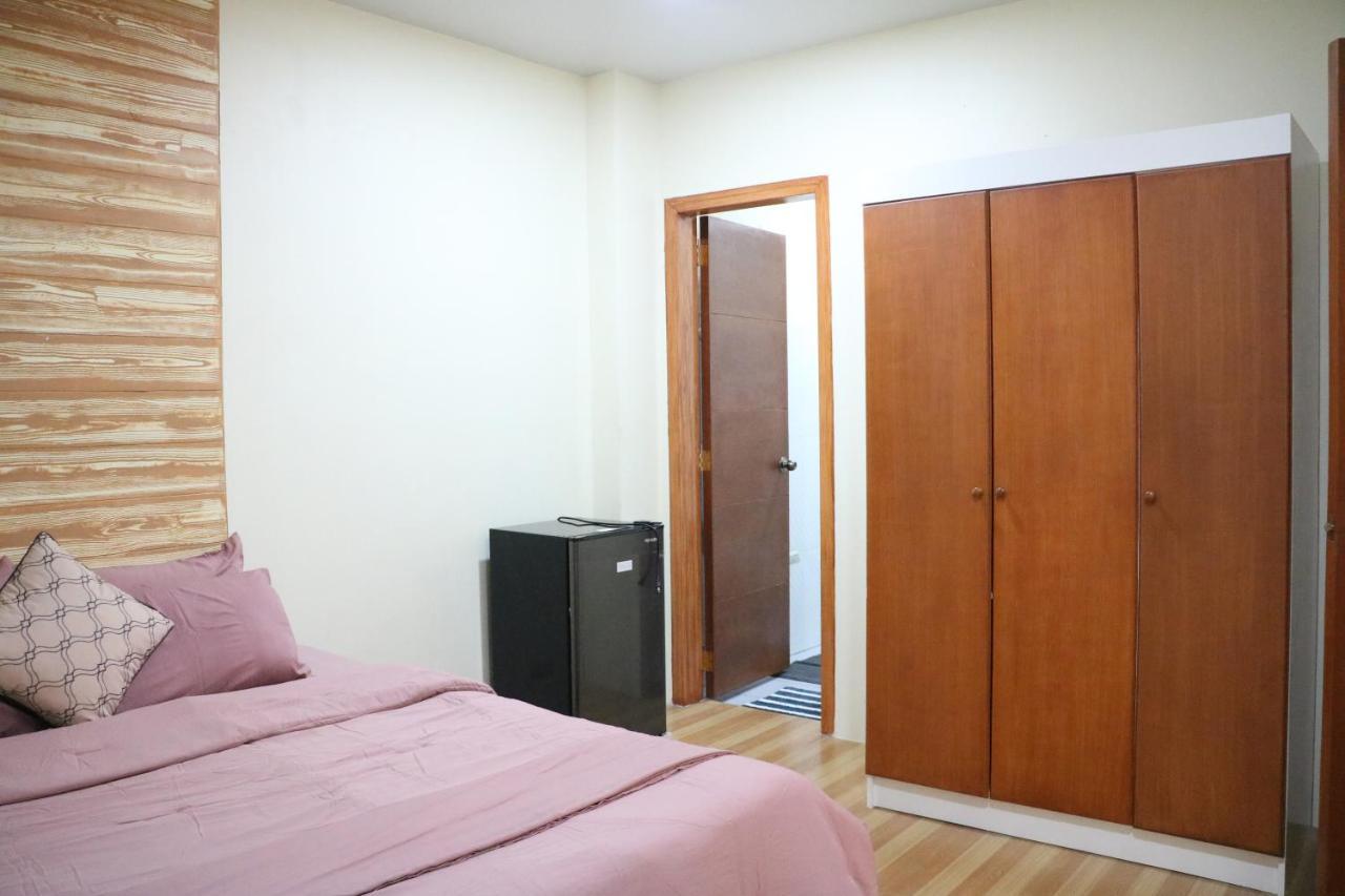 Anicia Guesthouse Rooms Paranaque City Esterno foto